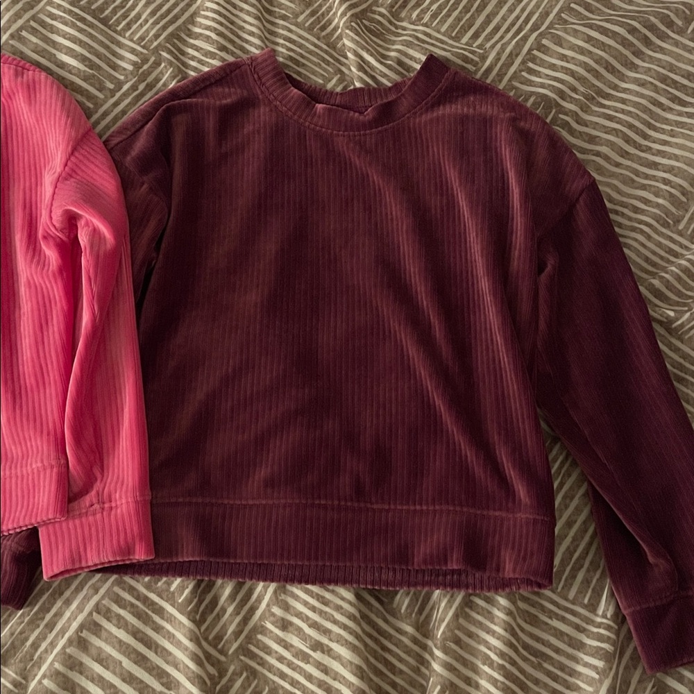 Pink and Burgundy Ribbed Sweaters - Picture 3 of 4